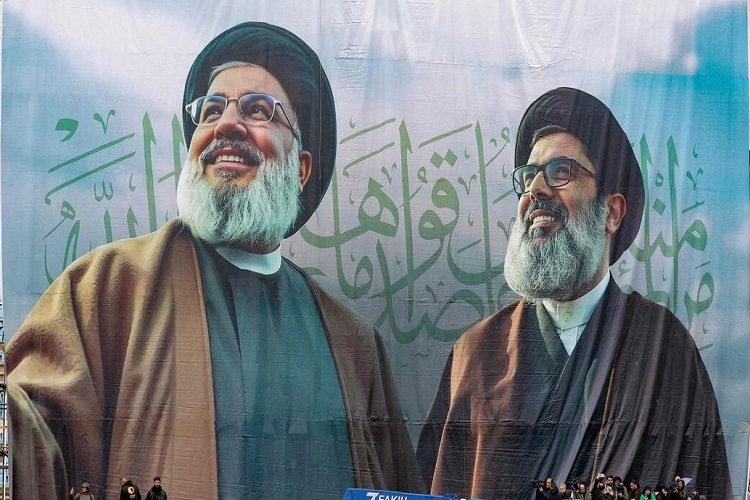 ارسال/ هیئتی از سوی آیتالله سبحانی درمراسم تشییع پیکر شهید نصرالله شرکت کرد ارسال/ هیئتی از سوی آیتالله سبحانی درمراسم تشییع پیکر شهید نصرالله شرکت کرد