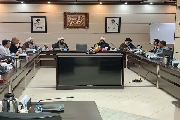 وزارت علوم میزبان بخش دانشگاهی نمایشگاه قرآن + عکس