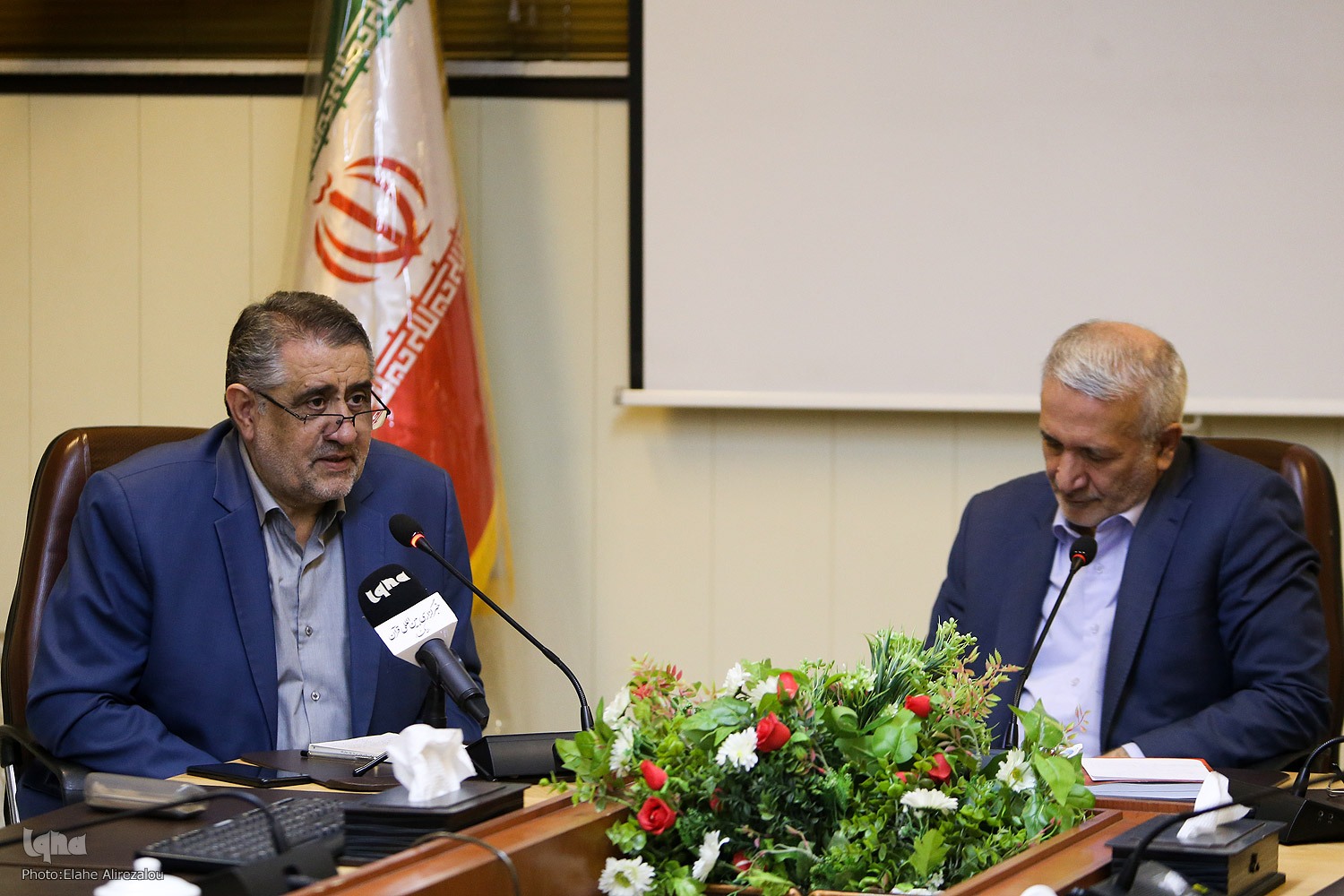 ارتقای جایگاه معلمان از کارمندی به شخصیت علمی، تربیتی و فرهنگی در سایه سند تحول