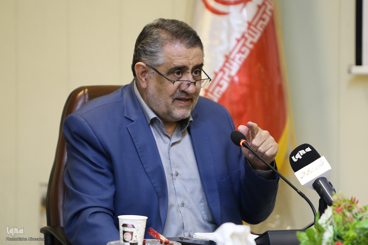 ارتقای جایگاه معلمان از کارمندی به شخصیت علمی، تربیتی و فرهنگی در سایه سند تحول