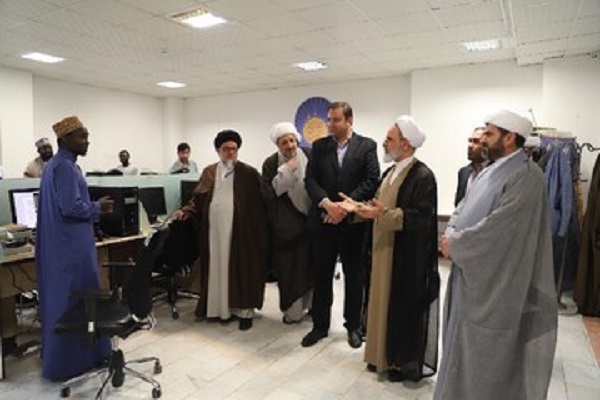 آیت‌الله علیرضا اعرافی، مدیر حوزه‌های علمیه