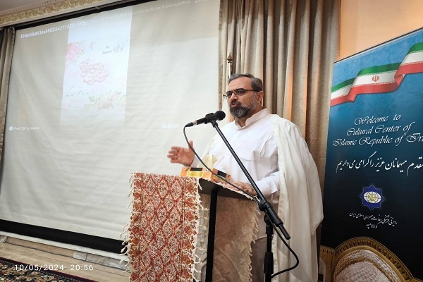 برگزاری جشن تکلیف دختران در رایزنی فرهنگی جمهوری اسلامی ایران در مالزی / اماده