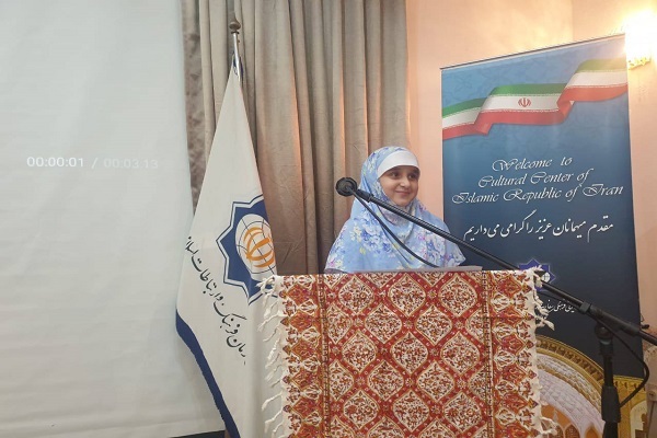 برگزاری جشن تکلیف دختران در رایزنی فرهنگی جمهوری اسلامی ایران در مالزی / اماده