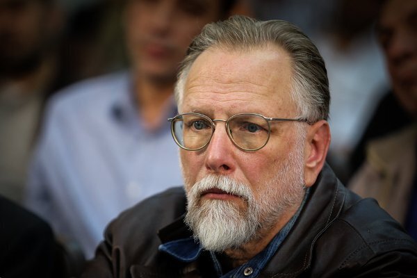 رئالیسم ابزاری است تا در دام نسبی‌گرایی نیفتیم