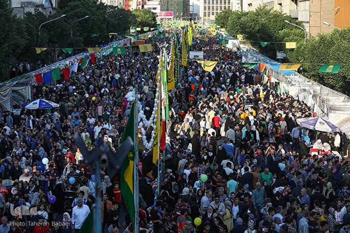 ایران حرم است و ما امام رضایی هستیم