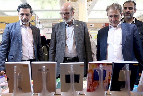 «ترویج علم» و «توسعه اندیشه»؛ دو بال پرواز جهاد دانشگاهی به سمت قله افتخار «ترویج علم» و «توسعه اندیشه»؛ دو بال پرواز جهاد دانشگاهی به سمت قله افتخار