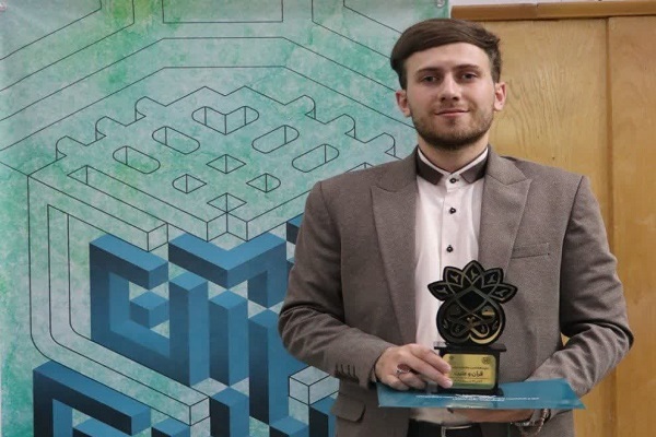 دستاوردهای رشته مداحی در یک جشنوار قرآنی / مداحیِ مستند اولین انتظار از ذاکرین دانشجو
