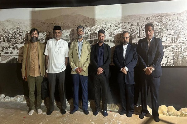 همکاری آستان قدس رضوی و بنیاد قرآنی مالزی برای چاپ قرآن همکاری آستان قدس رضوی و بنیاد قرآنی مالزی برای چاپ قرآن