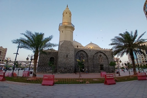 معرفی مسجد غمامه در مدینه منوره + عکس و فیلم معرفی مسجد غمامه در مدینه منوره + عکس و فیلم