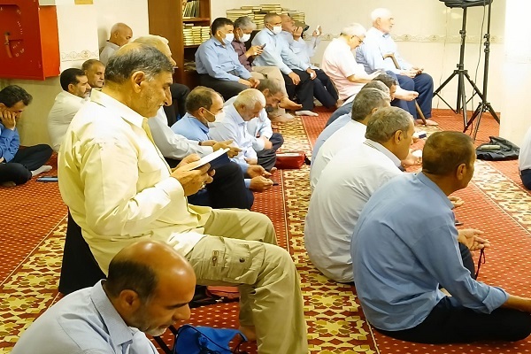 زمزمه دعای ندبه با حضور زائران ایرانی در مکه + عکس و فیلم زمزمه دعای ندبه با حضور زائران ایرانی در مکه + عکس و فیلم