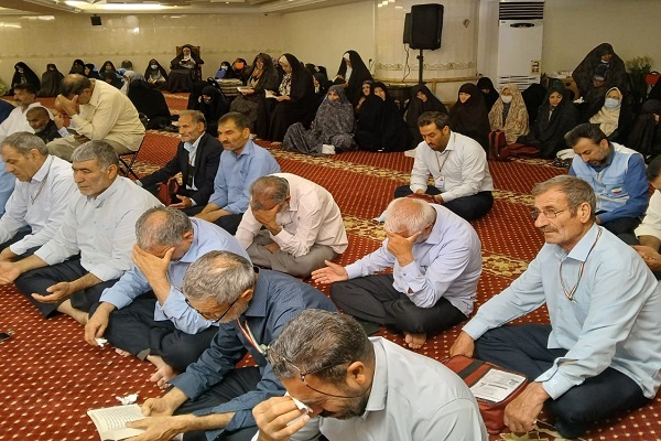 زمزمه دعای ندبه با حضور زائران ایرانی در مکه + عکس و فیلم زمزمه دعای ندبه با حضور زائران ایرانی در مکه + عکس و فیلم