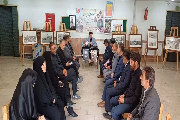 محفل ادبی یاد یاران در شهرستان طارم برگزار شد