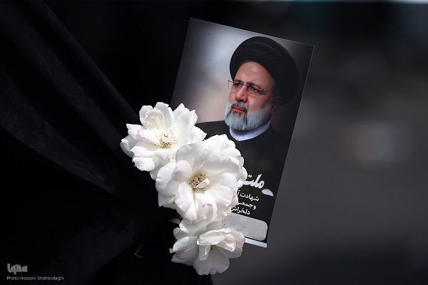 برگزاری مراسم بزرگداشت شهدای خدمت توسط جهادگران جهاددانشگاهی