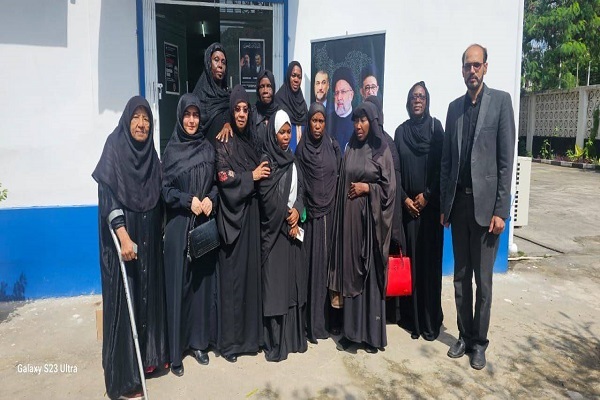 ابراز همدردی تشکل بانوان مسلمان تانزانیا با شهادت آیت آلله رئیسی + عکس