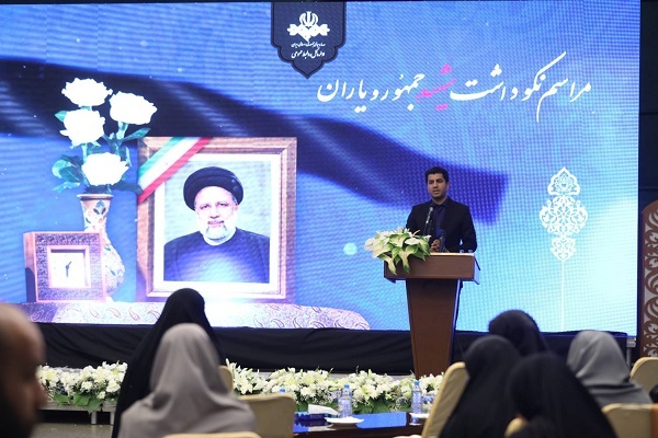 مردمداری و مردمدوستی صفت تکرارشونده اهالی تلویزیون از شهید جمهور مردمداری و مردمدوستی صفت تکرارشونده اهالی تلویزیون از شهید جمهور