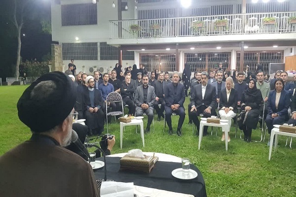 حضور رئیس جمهور ونزوئلا در مراسم گرامیداشت شهدای خدمت + فیلم و عکس حضور رئیس جمهور ونزوئلا در مراسم گرامیداشت شهدای خدمت + فیلم و عکس