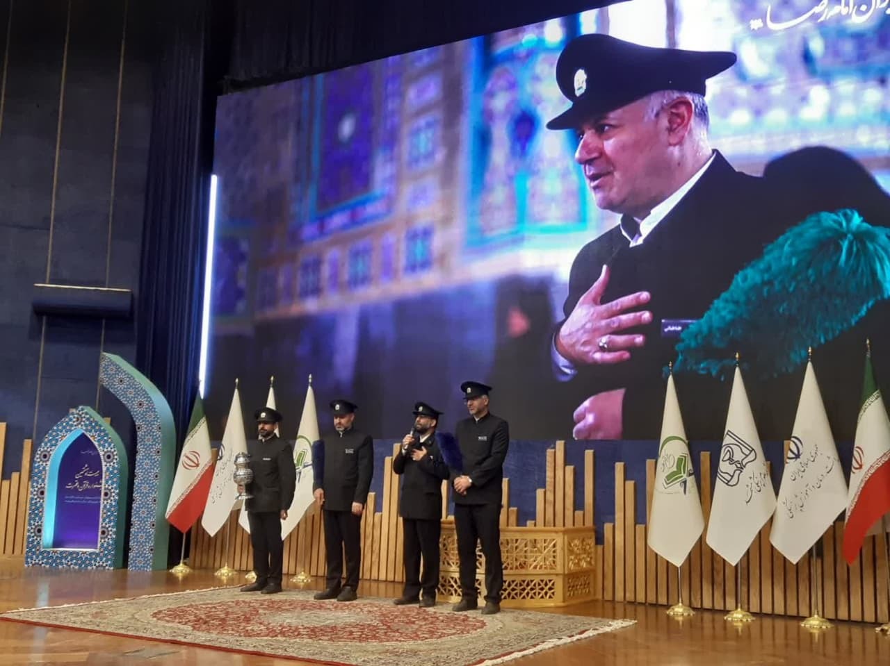 فراگیرتر شدن سفره قرآن در خانواده نظام سلامت + عکس