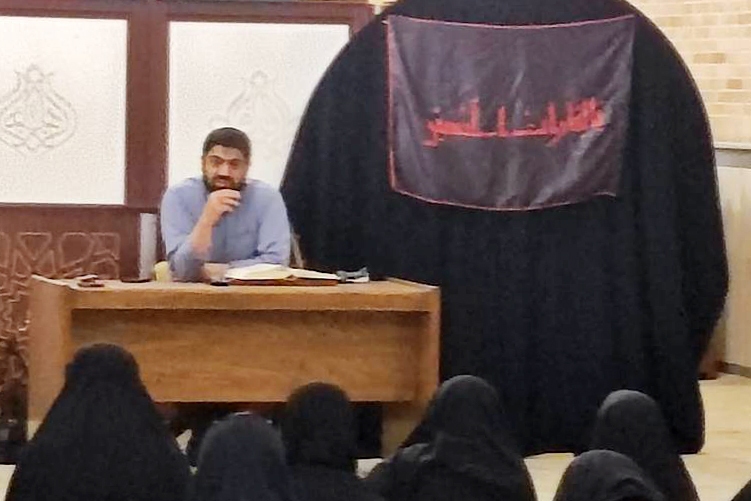 برگزاری کرسی تلاوت و تدبر قرآن در دانشگاه الزهرا(س) + صوت