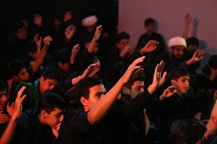 عزاداری نوجوانان فاطمی در سوگ قاسم بن الحسن(ع) + عکس