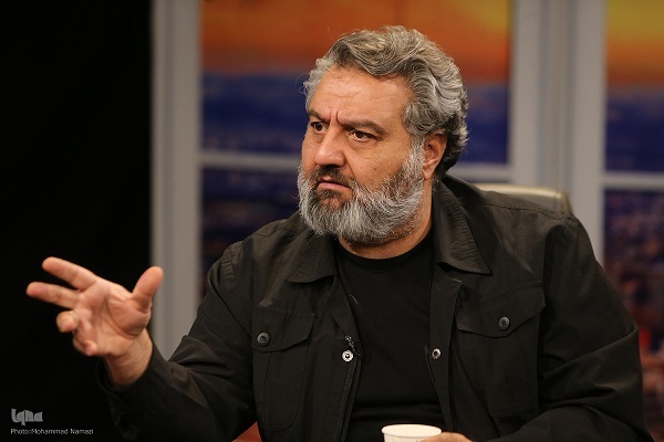 در حال تکمیل / داریوش یاری