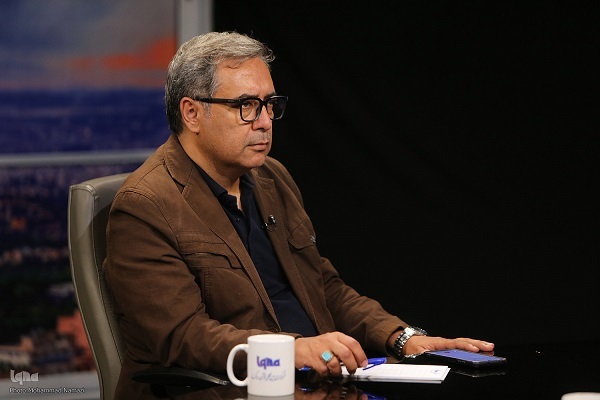 در حال تکمیل / داریوش یاری