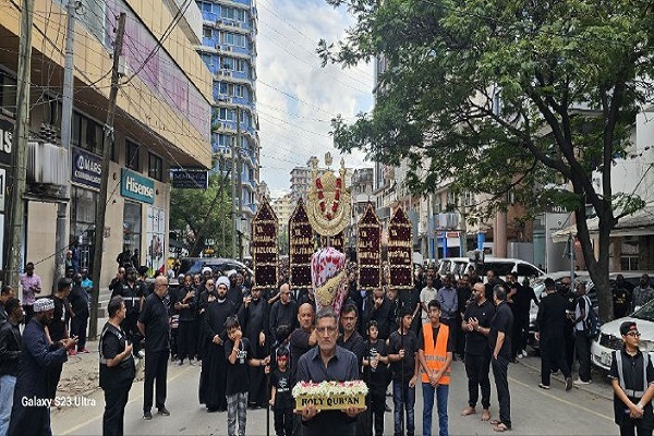 عزاداری عاشقان سرور و سالار شهیدان در تانزانیا + عکس و فیلم