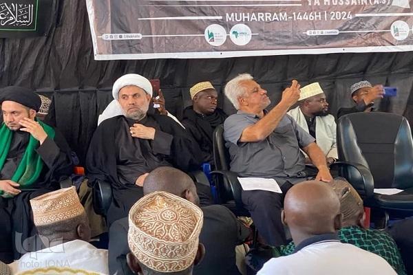 مسلمانان تانزانیا مراسم عزای امام حسین (ع) را اقامه کردند