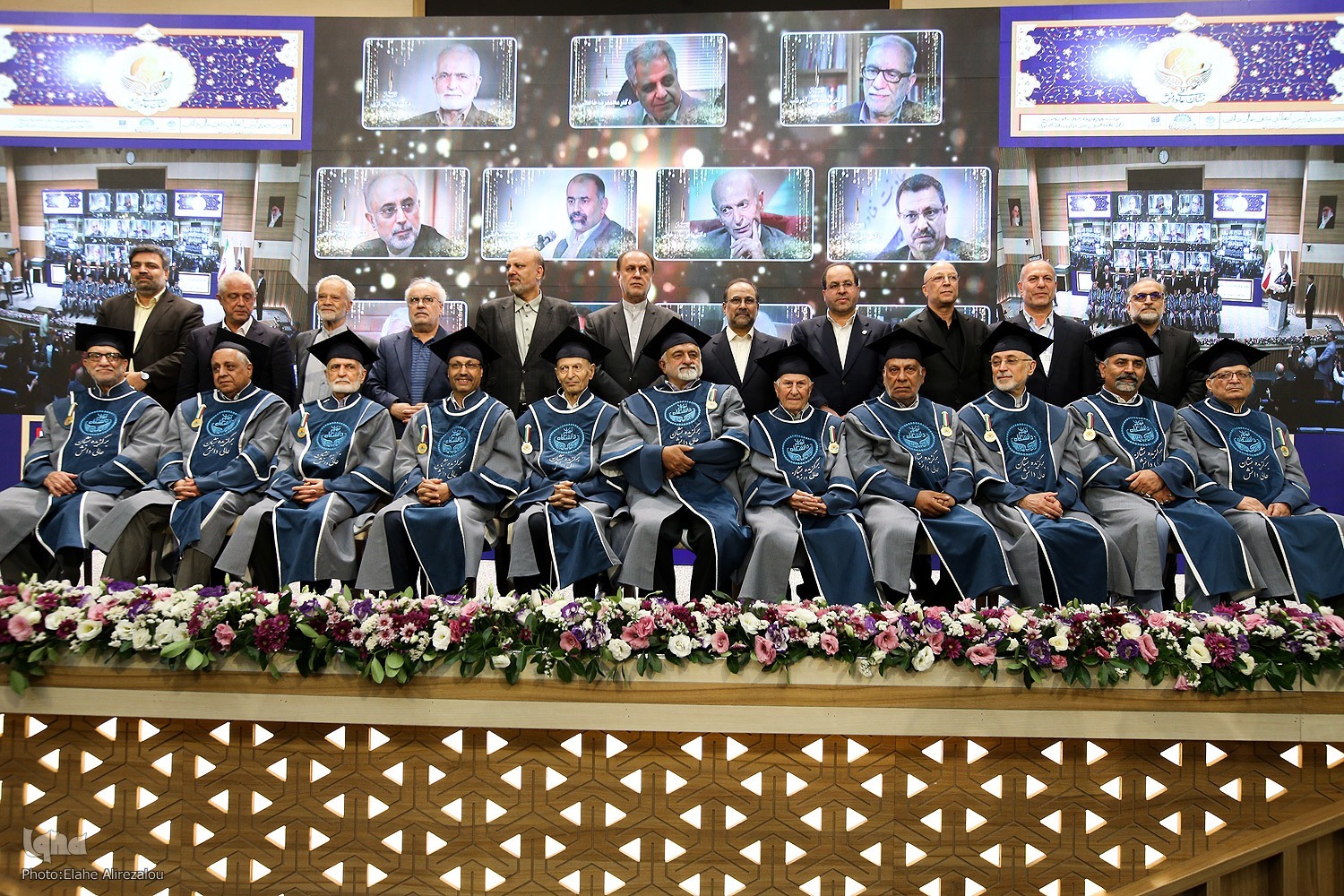 اعطای نشان عالی دانش باعث هویت‌سازی برای کشور می‌شود