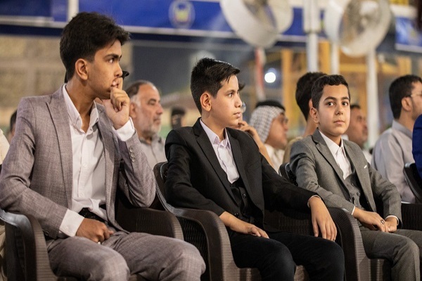 آغاز فعالیت محفل بین المللی قرآنی نوجوان در کربلا + عکس آغاز فعالیت محفل بین المللی قرآنی نوجوان در کربلا + عکس