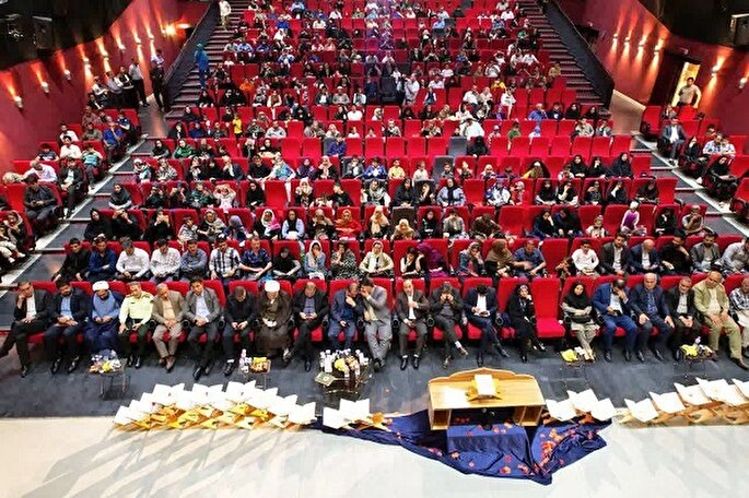 همایش تجلیل از حافظان و قاریان قرآنی کردستان برگزار شد