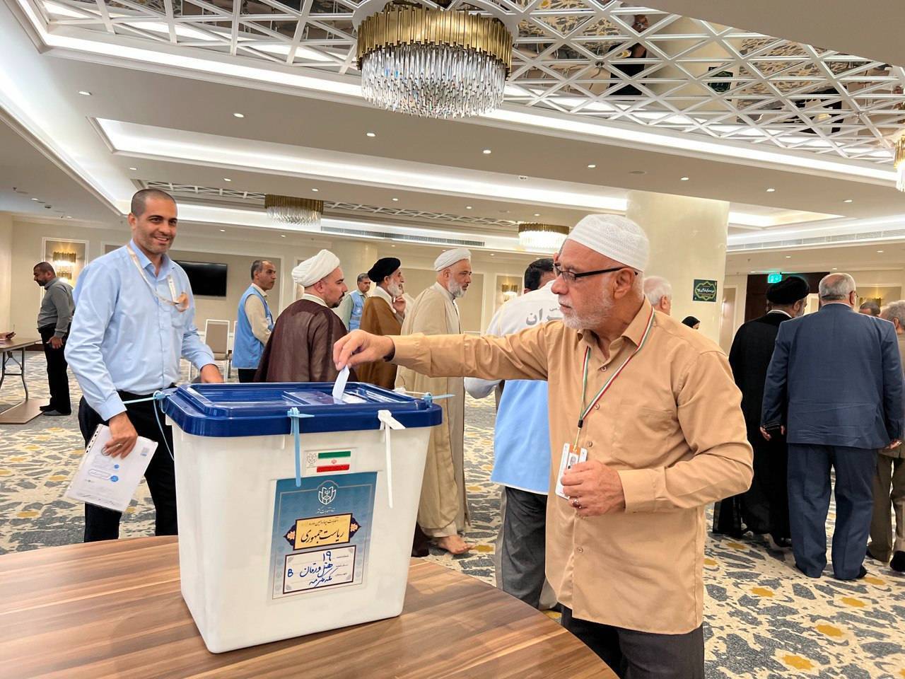 تقدیر و تشکر سرپرست حجاج ایرانی از حضور پرشور حجاج در پای صندوق‌های رأی