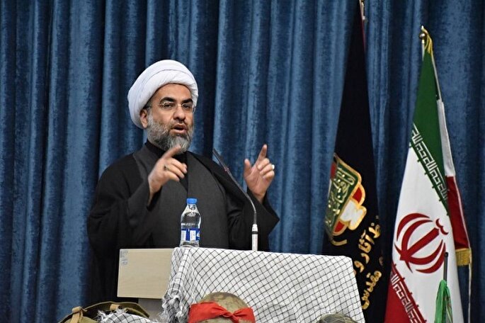 خبرنگاران واقع‌بین و حقیقت‌نگار باشند