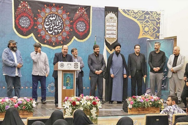 انتشار صبح جمعه//// از تاثیر زبان شعر و داستان در ترویج فرهنگ اربعین تا افزایش 8هزار مترمربعی فضای کتابخانه‌ای ایران