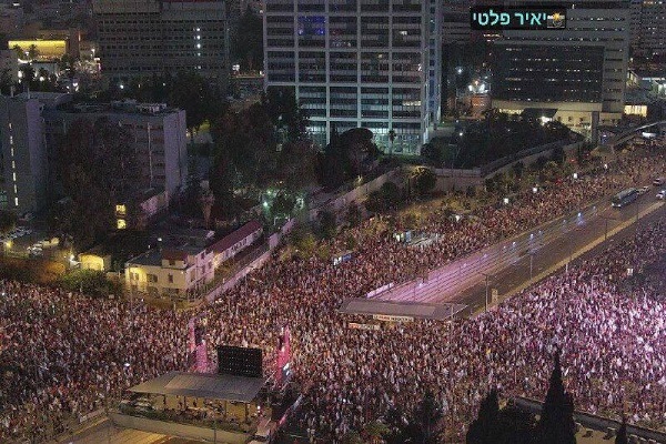 از حمله به جولان اشغالی تا اعتراضات داخلی علیه نتانیاهو