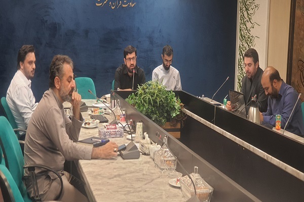 آغاز به کار طرح 40 هزار حافظ قرآن به پاس آرمان 40 هزار شهید + عکس