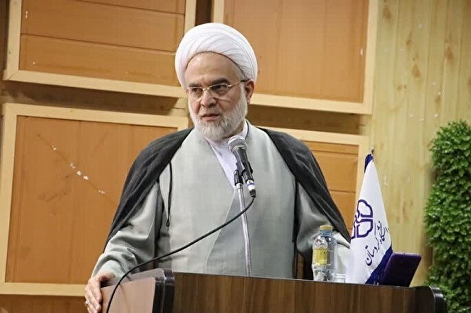 پادکست | اهمیت مشورت از منظر امام کاظم(ع)