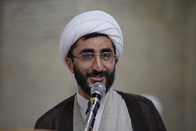 وحدت جامعه اهل سنت و شیعه توطئه دشمن را نقش برآب می‌کند