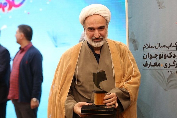 برای روز شنیه//// بیان مبانی دینی به نوجوان به واسطه کتاب تنها از مسیر اعتماسازی میسر میشود/ قصهگویی پیامبر برای هدایت مسلمانان آموزه قرآنی است + صوت برای روز شنیه//// بیان مبانی دینی به نوجوان به واسطه کتاب تنها از مسیر اعتماسازی میسر میشود/ قصهگویی پیامبر برای هدایت مسلمانان آموزه قرآنی است + صوت