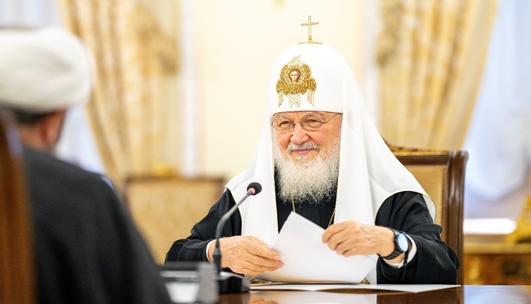 چالش مهم جهان امروز معنویت‌زدایی است