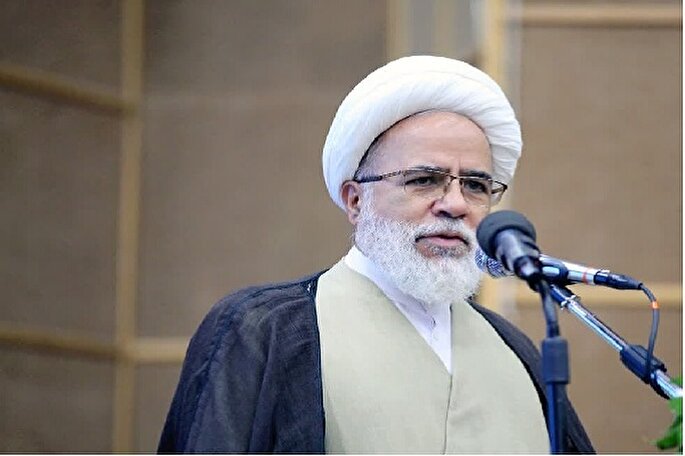 دشمنان از قدرت امت واحد اسلامی می‌ترسند