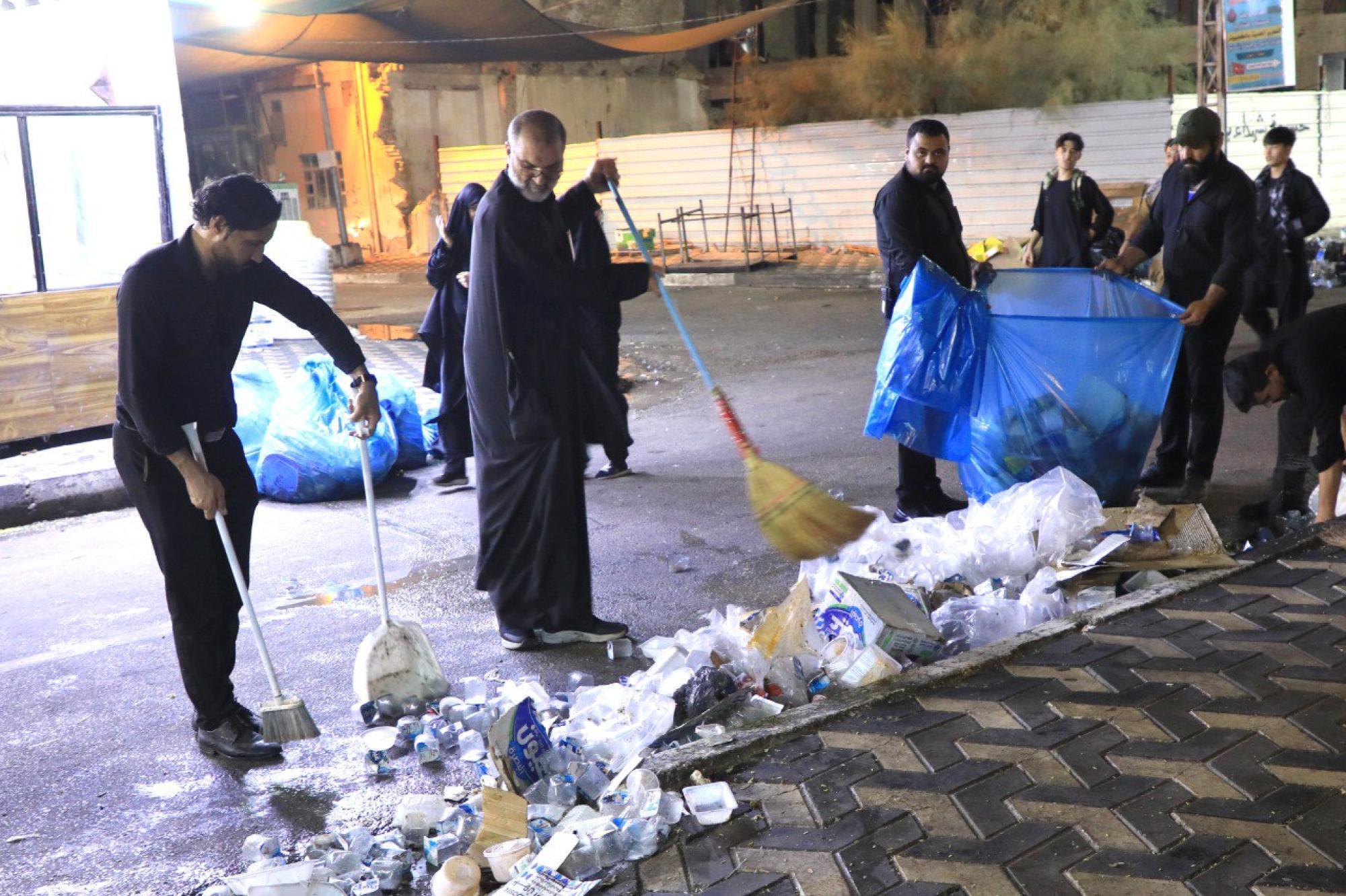 آغاز پویش غبارروبی گسترده بین‌الحرمین با پایان اربعین
