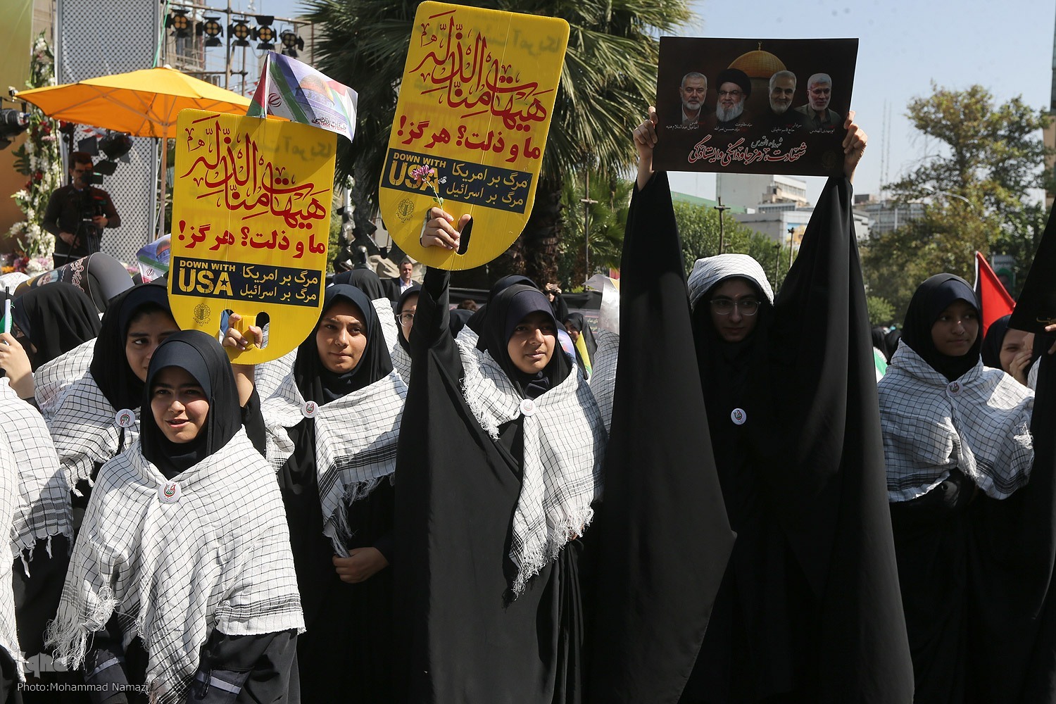 دانش‌آموزان تهرانی برای محکومیت جنایات رژیم صهیونیستی تجمع کردند