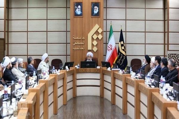 عقب‌افتادگی علمی و ایجاد تفرقه، سیاست اصلی استعمارگران است