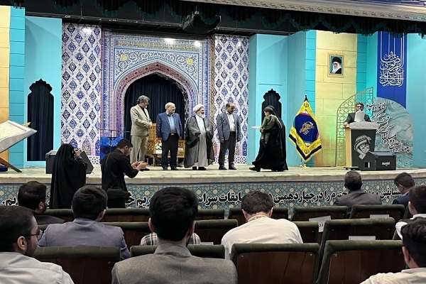 برگزیدگان مسابقات قرآن خانواده کارکنان سپاه تجلیل شدند + اسامی