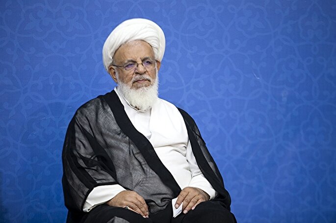 همه باید در راه اعتلای کلمة الله تلاش کنیم