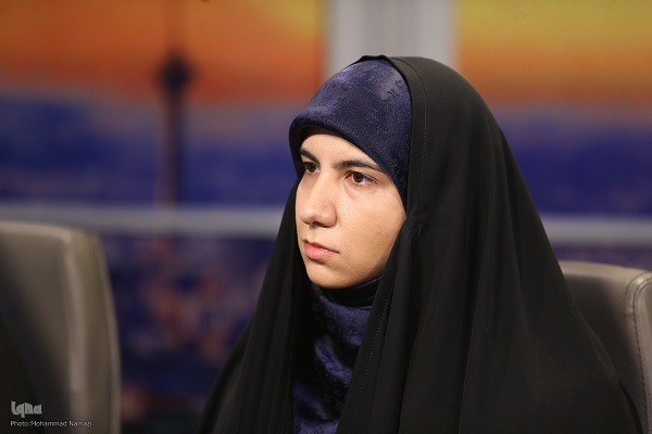 هنوز تکمیل نشده/// زنان و مادران، قهرمانان اصلی جنگ‌ها هستند/ بازتاب مولفه ایستادگی خط تمییز ادبیات «مقاومت» و «جنگ» است + فیلم