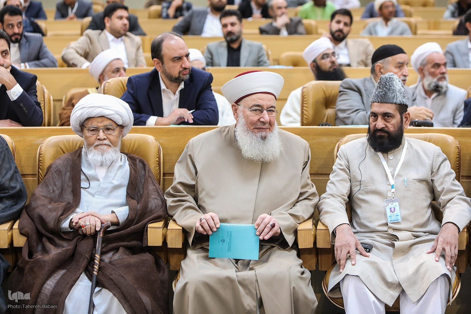 مقابله با تکفیر و ایجاد روابط گفتمانی؛ راهکارهای عملی برای تحقق وحدت اسلامی