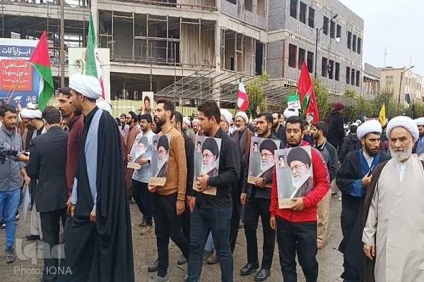 حضور طلاب غیرایرانی در اجتماع عظیم ضدصهیونیستی مردم قم