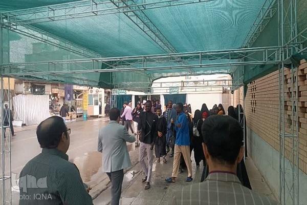 حضور طلاب غیرایرانی در اجتماع عظیم ضدصهیونیستی مردم قم