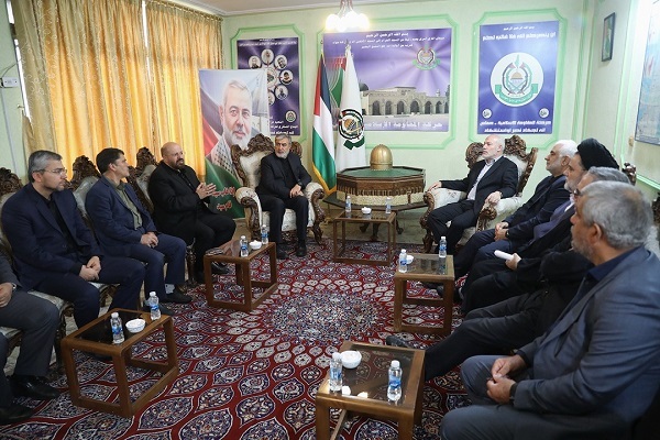 نمایندگان مجلس در دفتر جنبش حماس در تهران